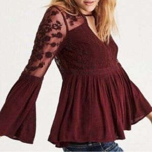 American Eagle lace babydoll top with key hole design